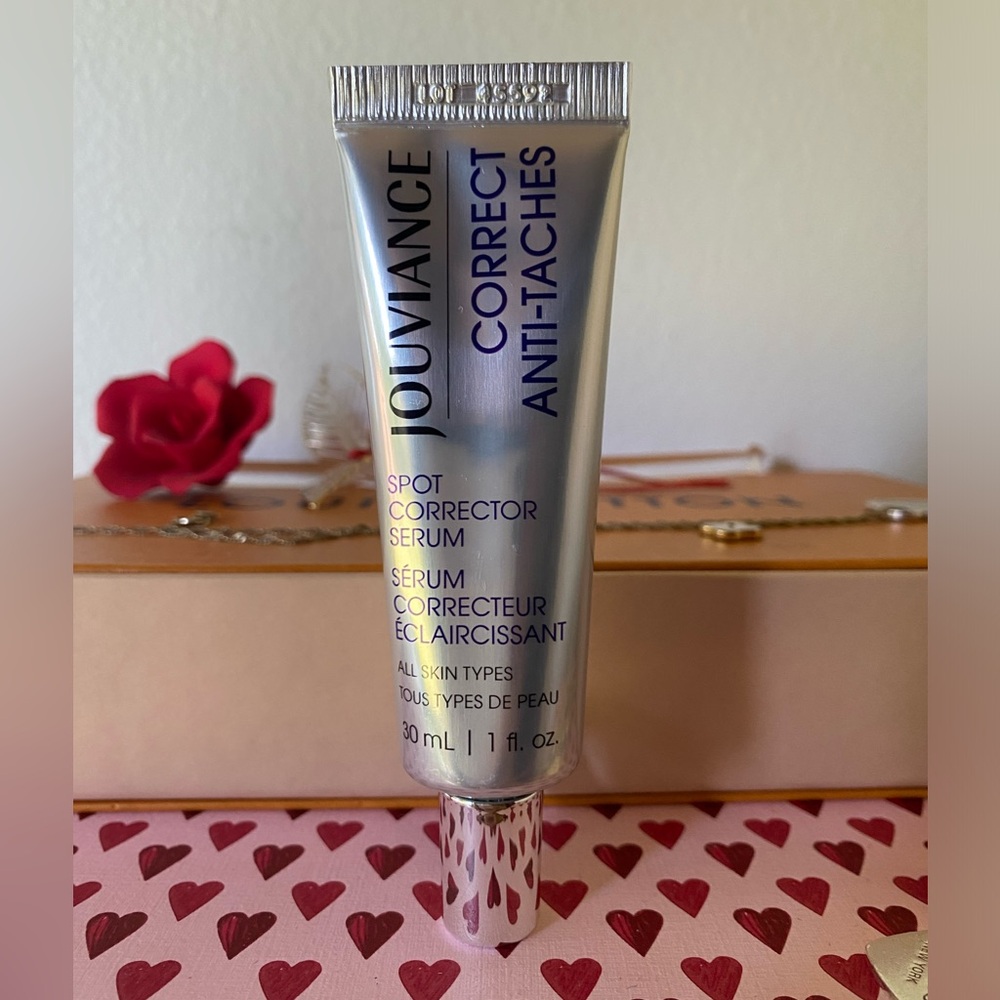 Dark spot corrector Jouviance full size 1 ounce like new